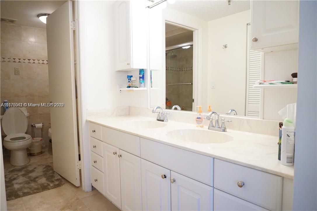 427 Poinciana Dr Unit: 1414