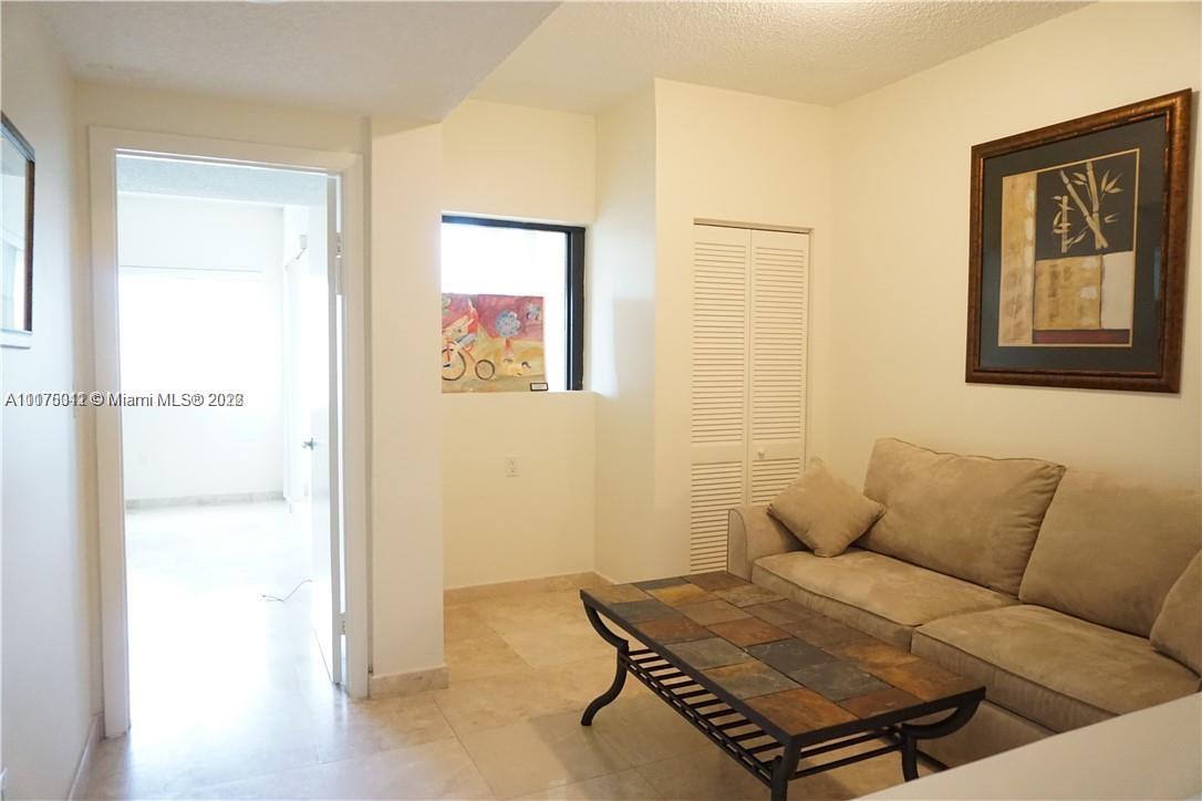 427 Poinciana Dr Unit: 1414
