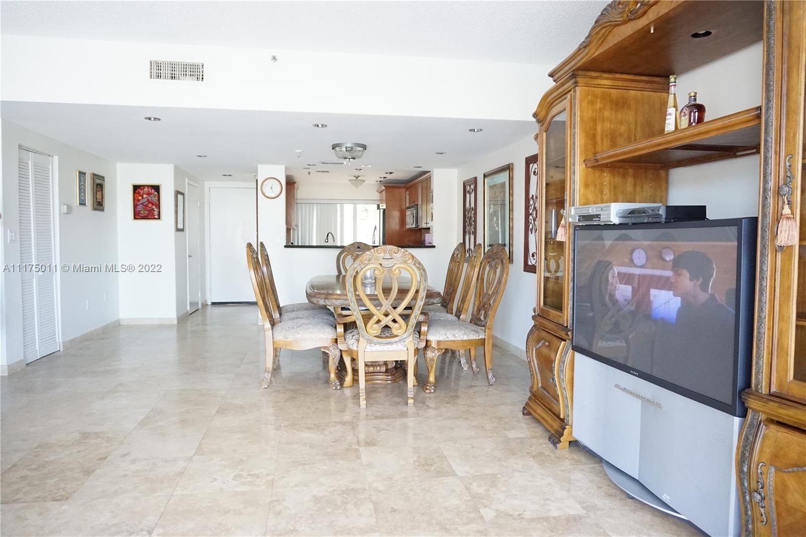 427 Poinciana Dr Unit: 1414