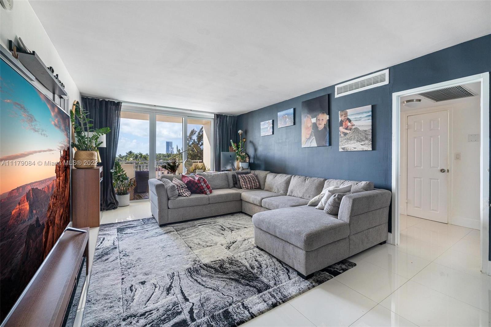 3180 S Ocean Dr Unit: 409