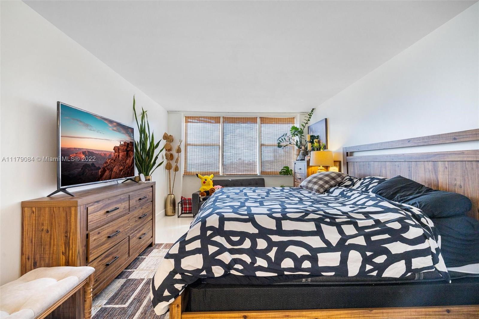 3180 S Ocean Dr Unit: 409