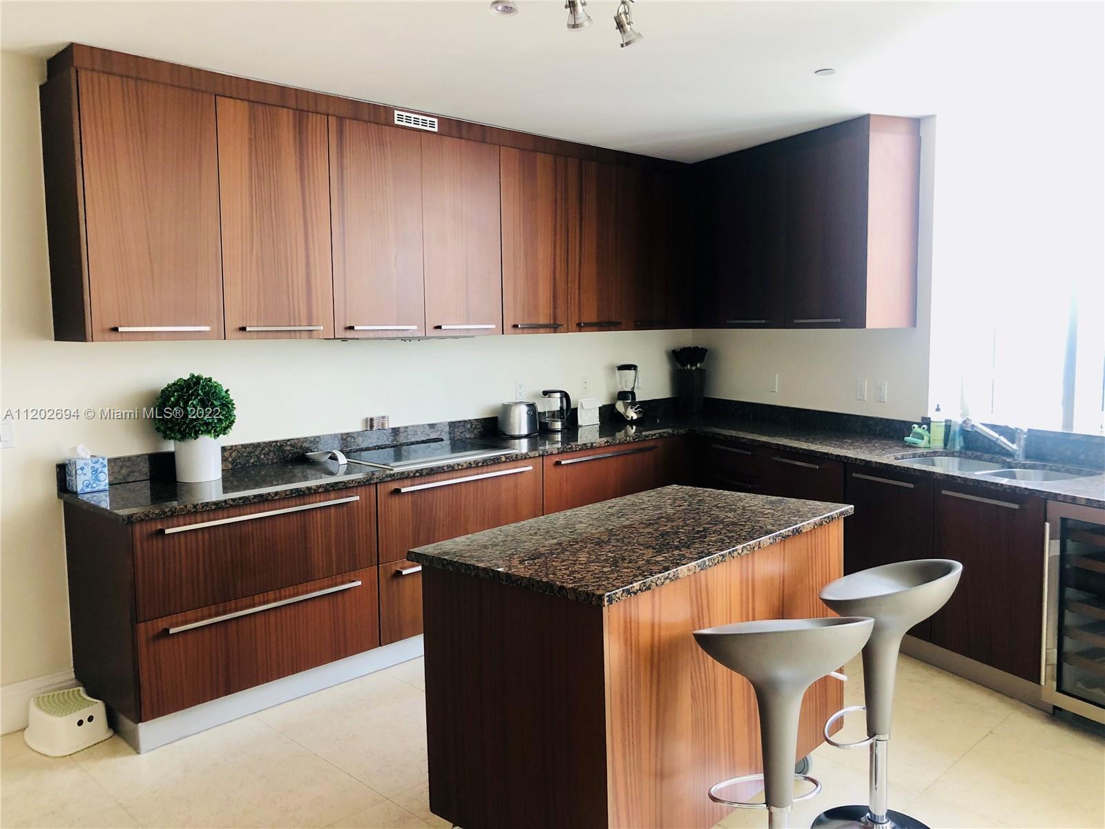 15901 Collins Ave Unit: 2704