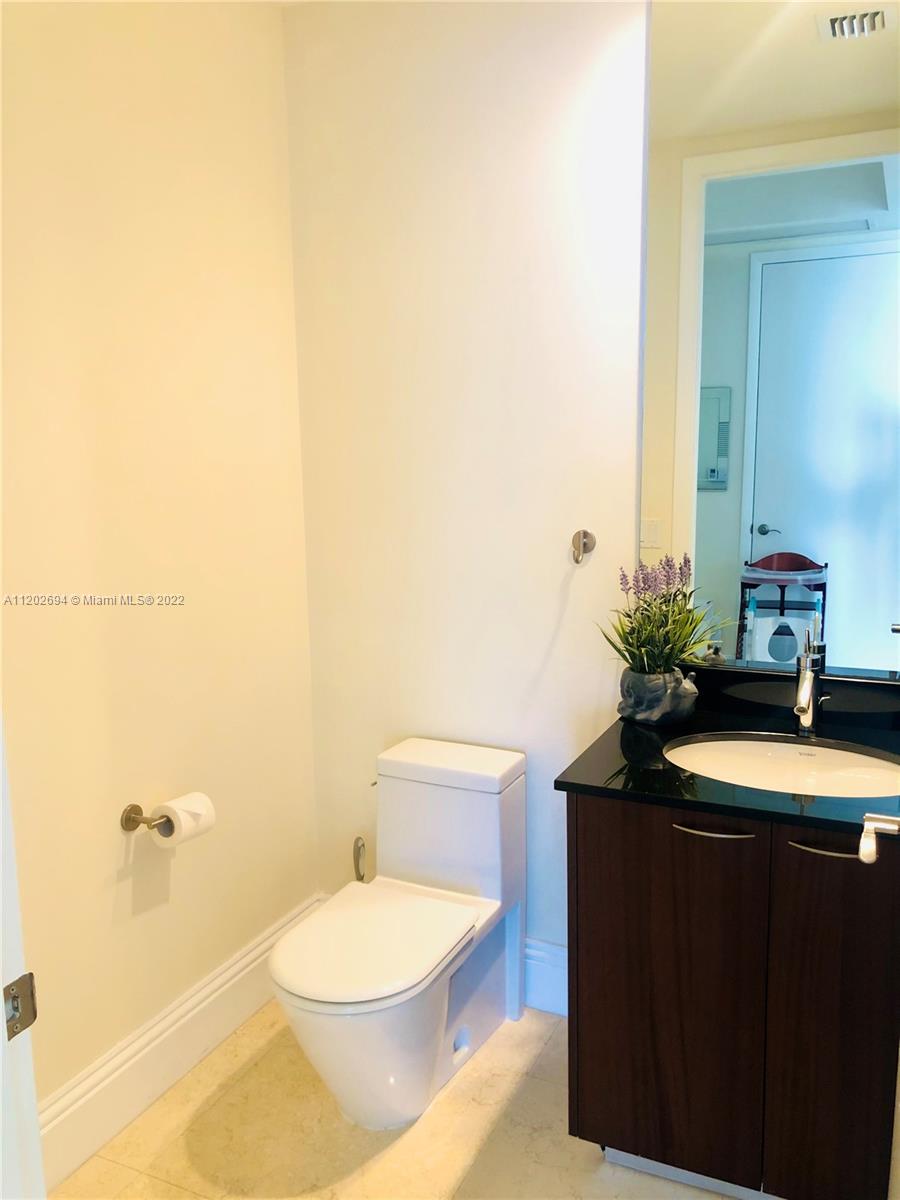 15901 Collins Ave Unit: 2704