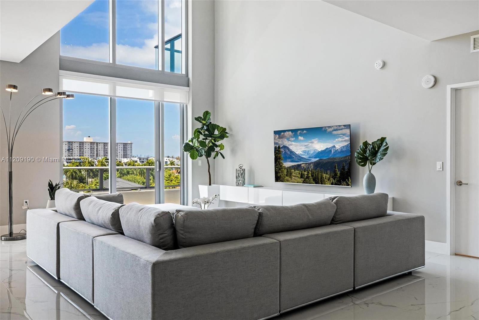 330 Sunny Isles Blvd Unit: 5-506