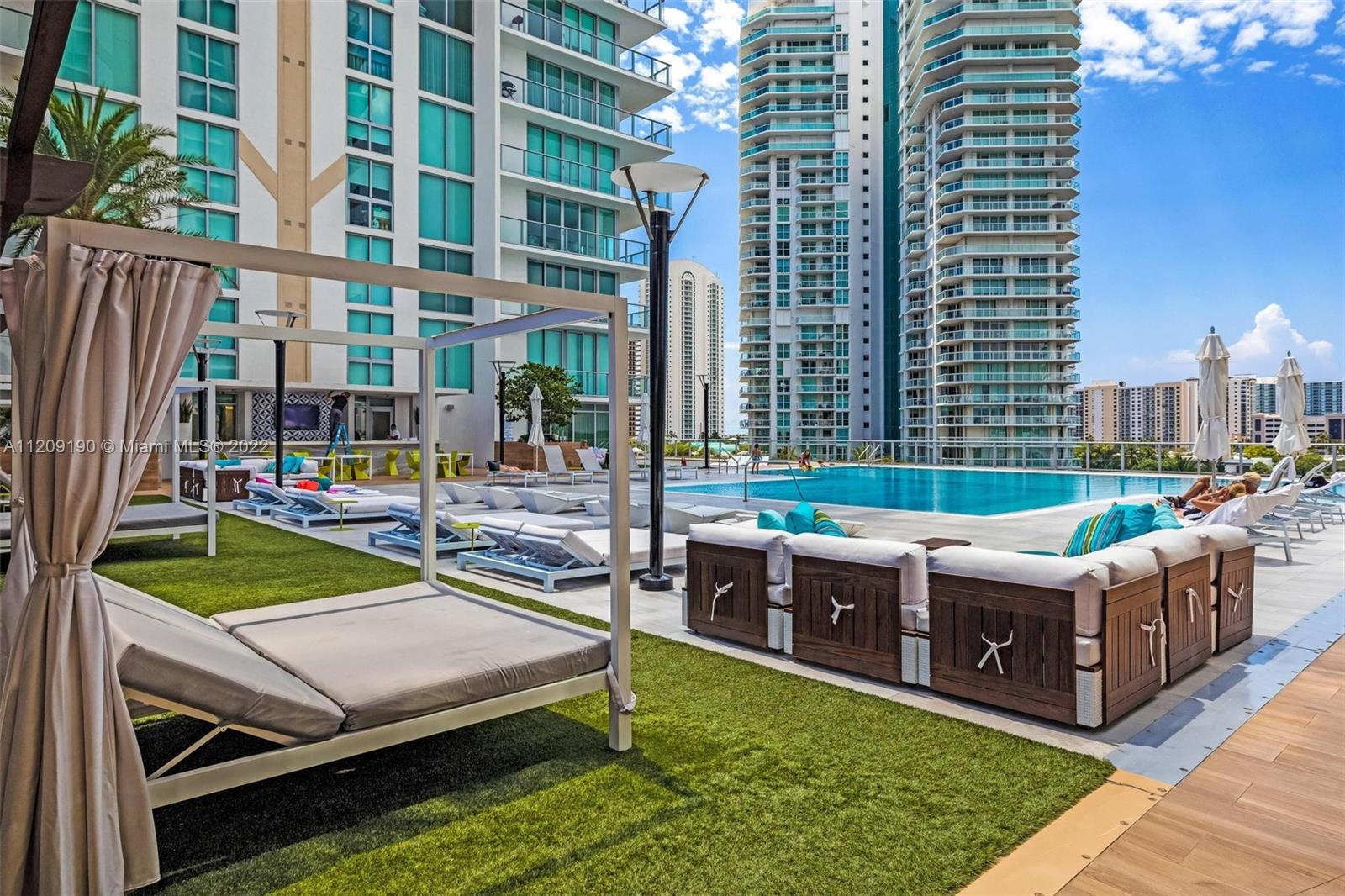 330 Sunny Isles Blvd Unit: 5-506
