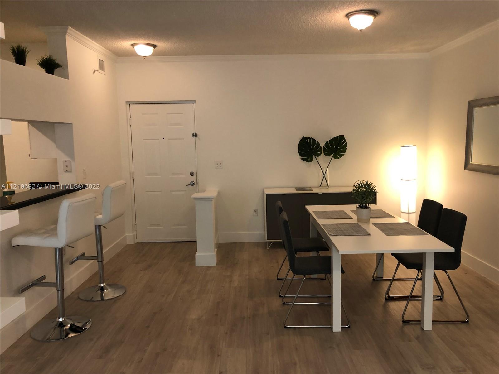 17100 N Bay Rd Unit: 1511