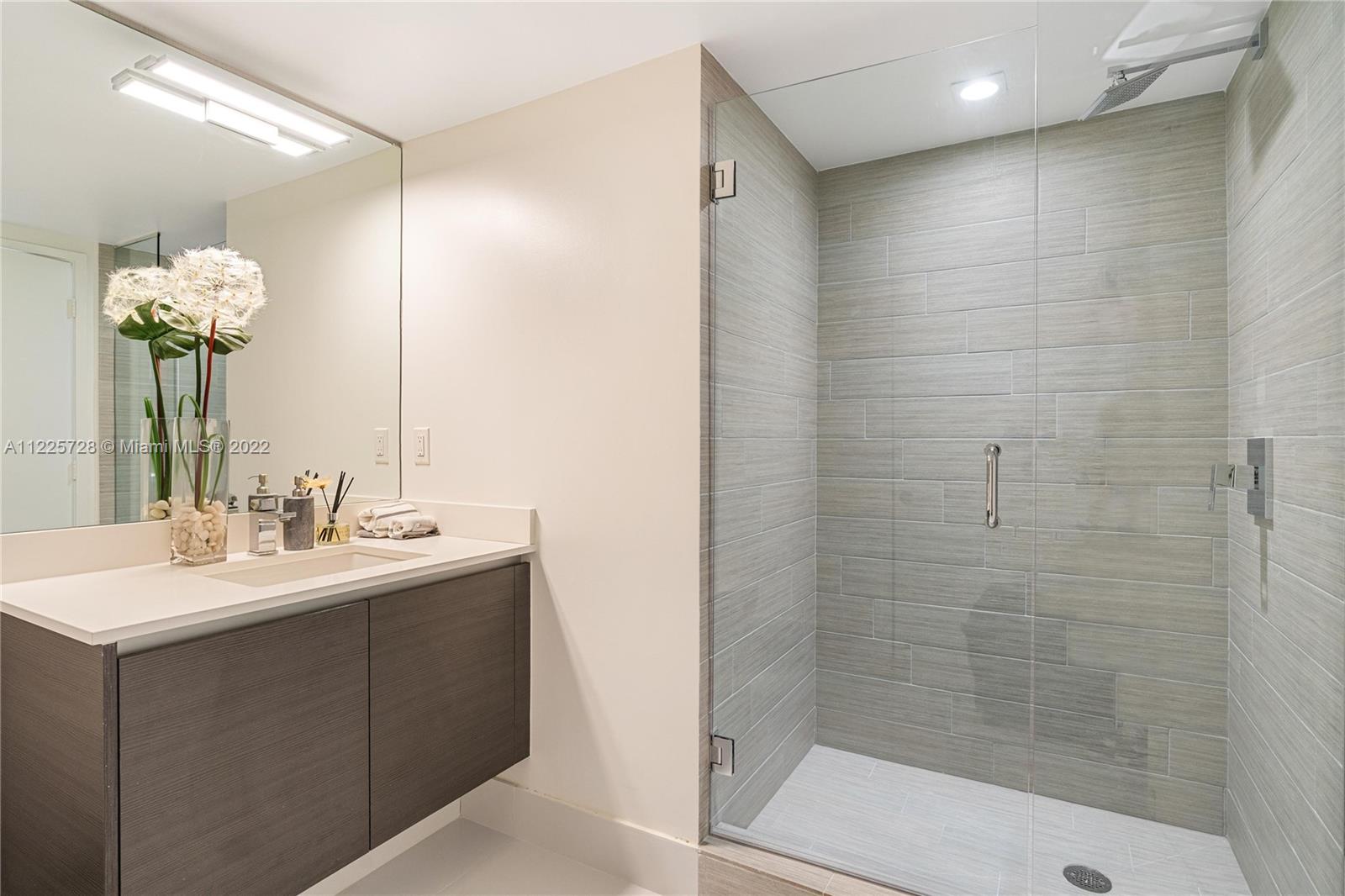 330 Sunny Isles Blvd Unit: 5-1906