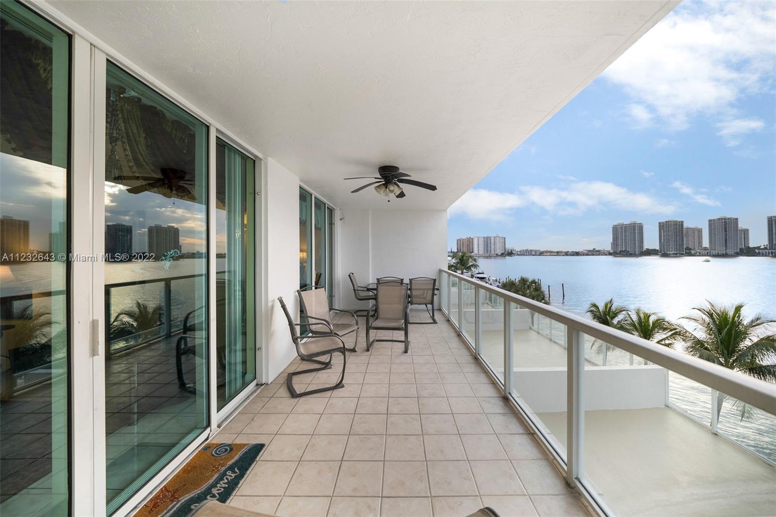 18100 N Bay Rd Unit: 404
