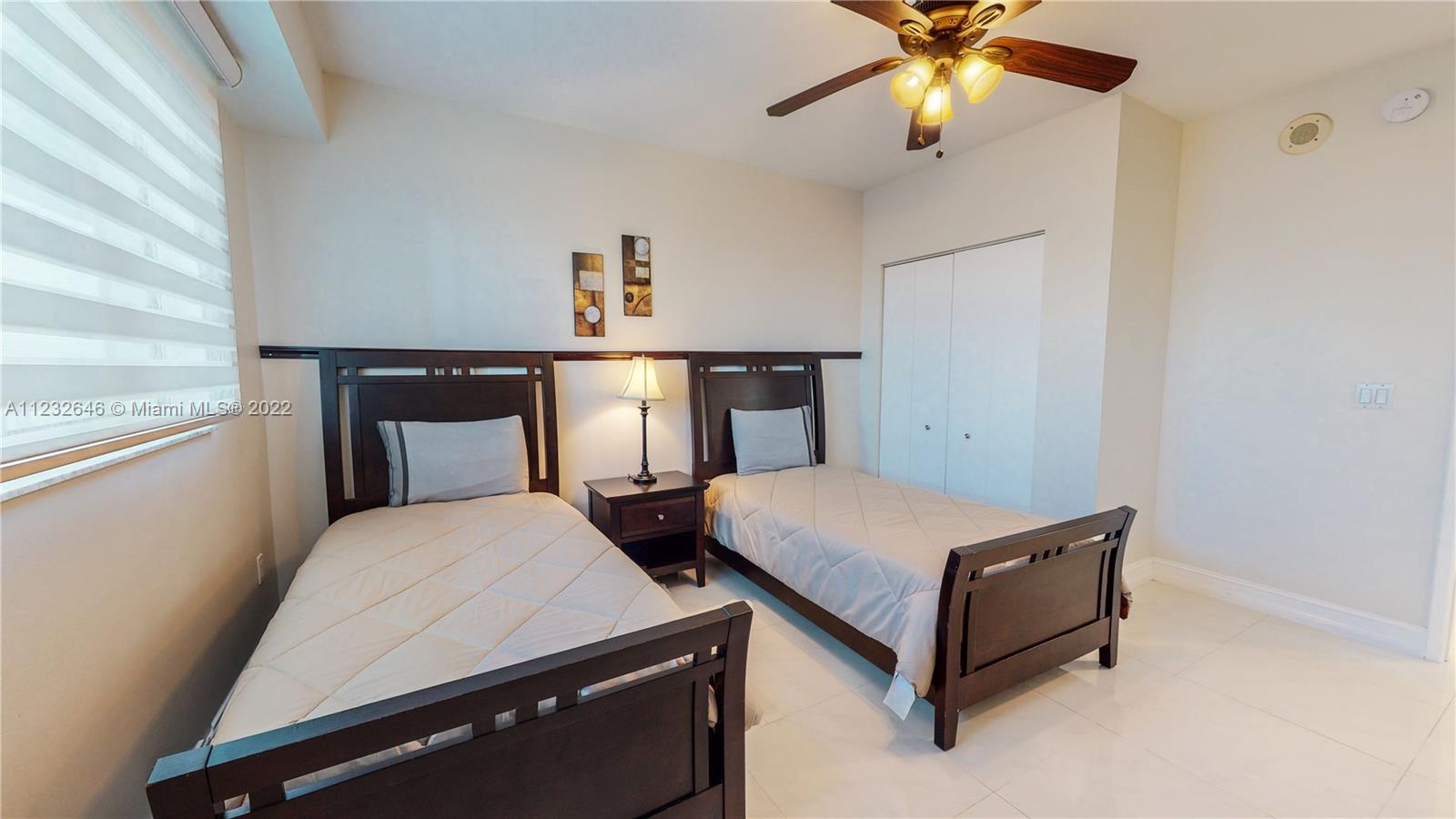 18100 N Bay Rd Unit: 504