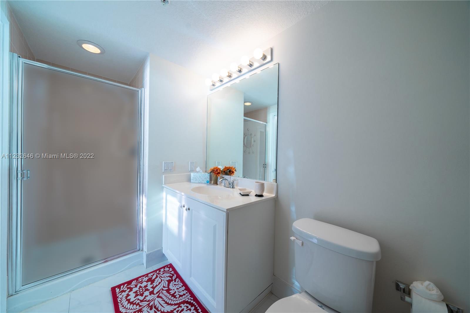 18100 N Bay Rd Unit: 504