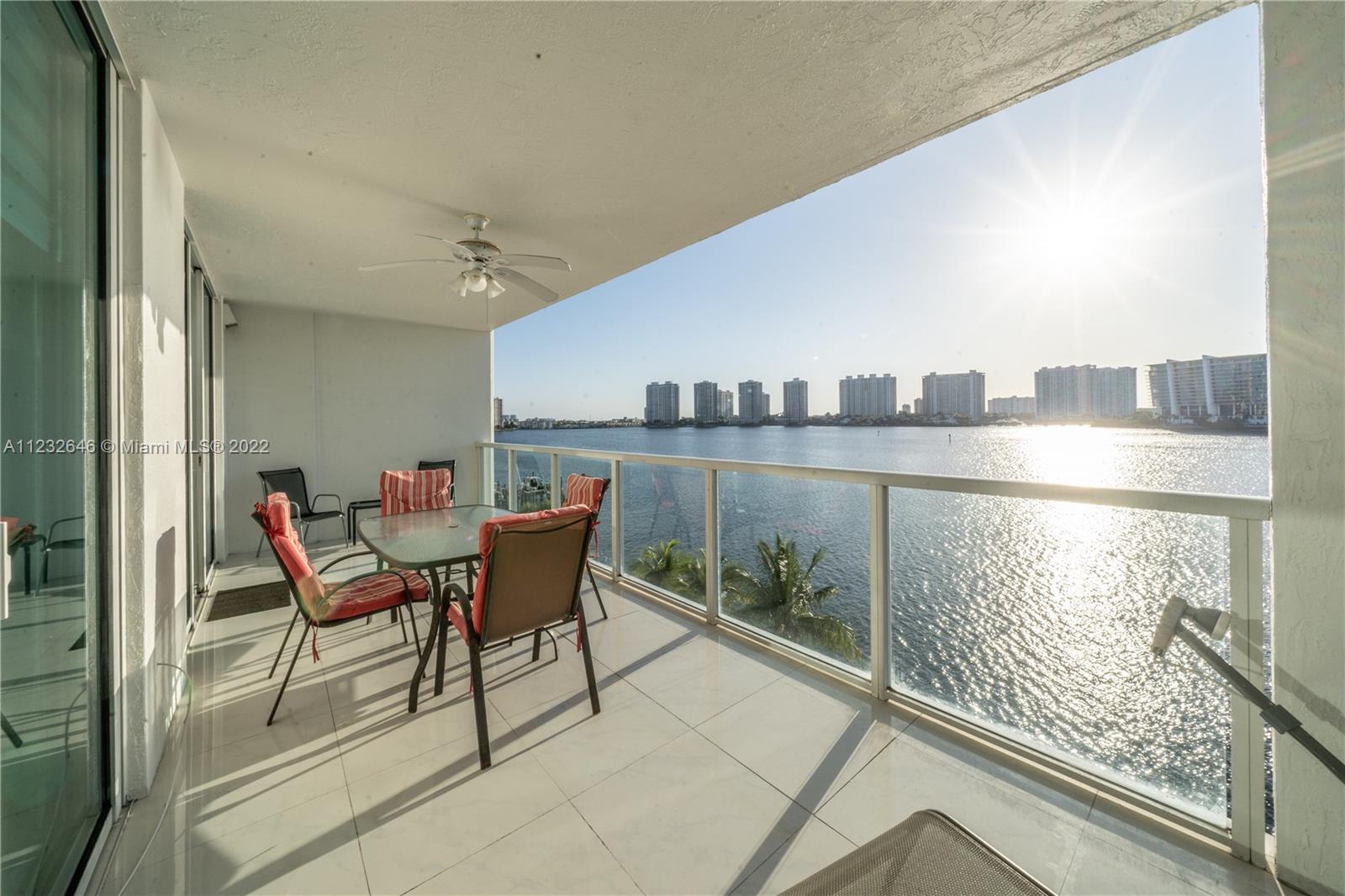 18100 N Bay Rd Unit: 504