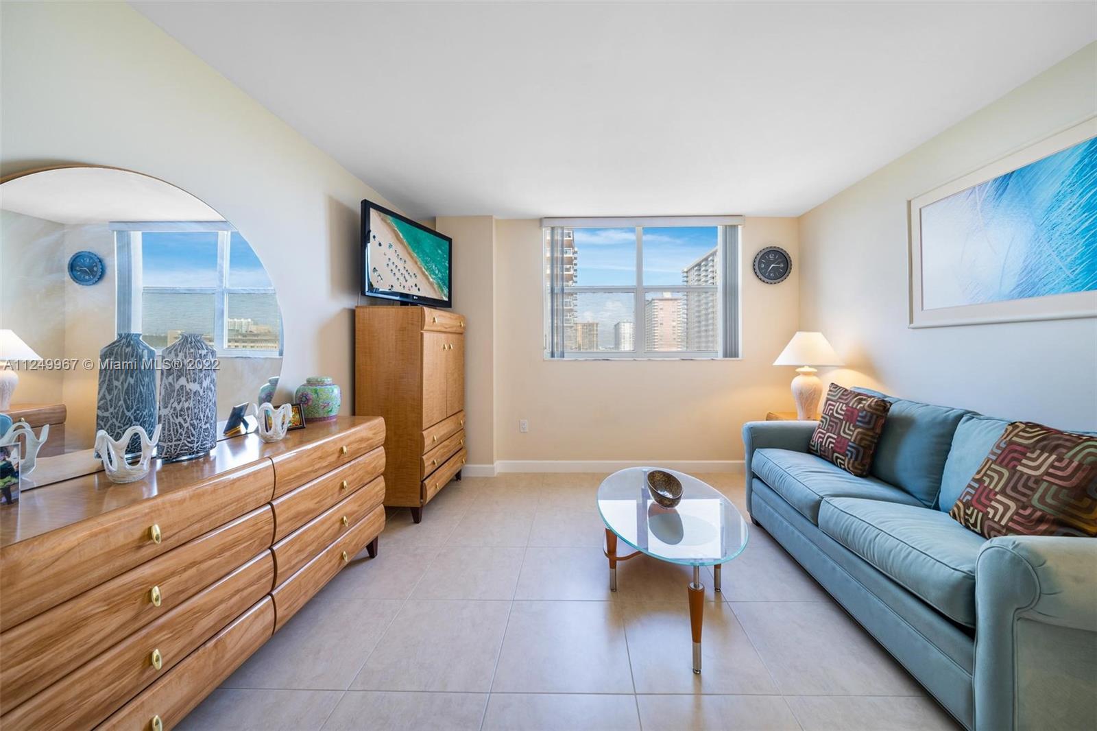 210 174th St Unit: 709