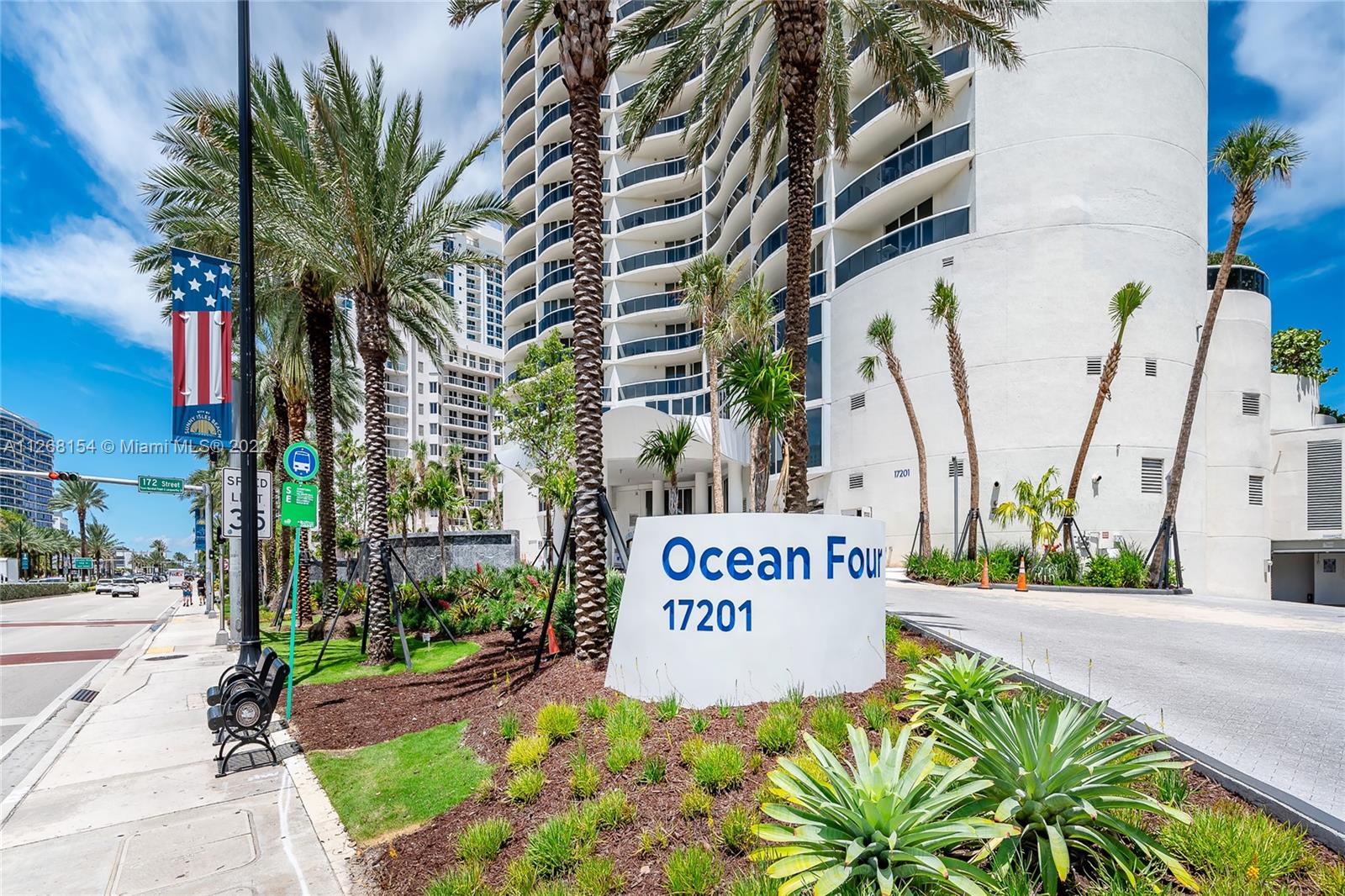 17201 Collins Ave Unit: 506