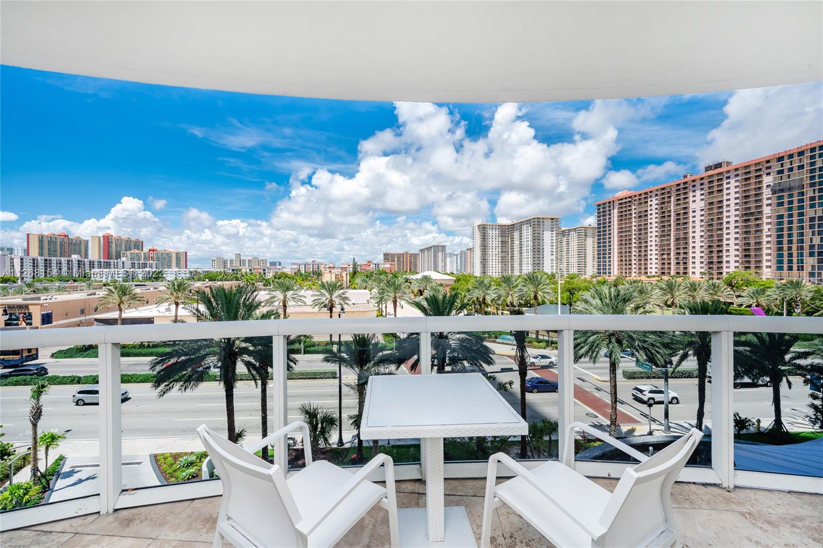 17201 Collins Ave Unit: 506