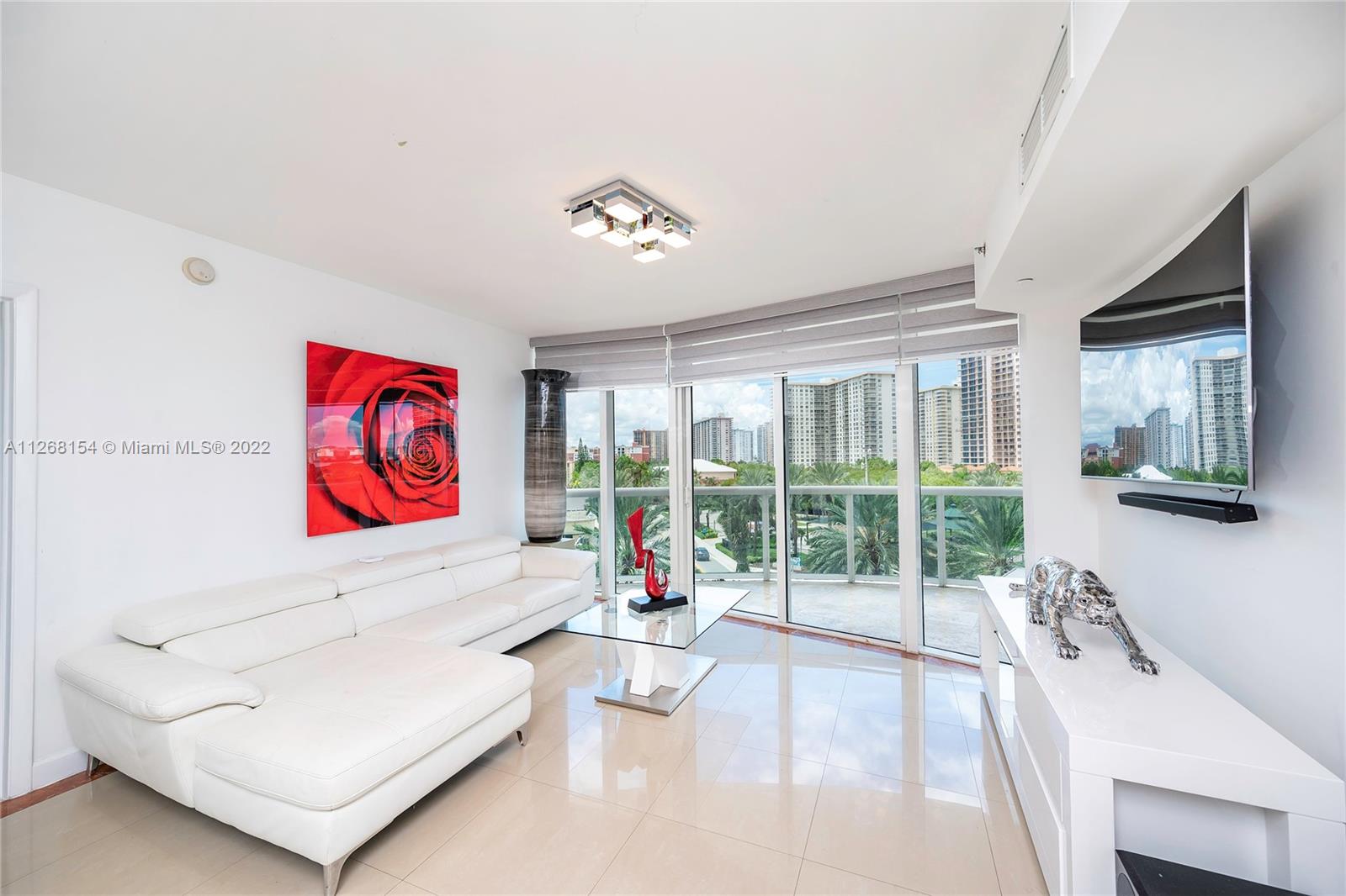 17201 Collins Ave Unit: 506