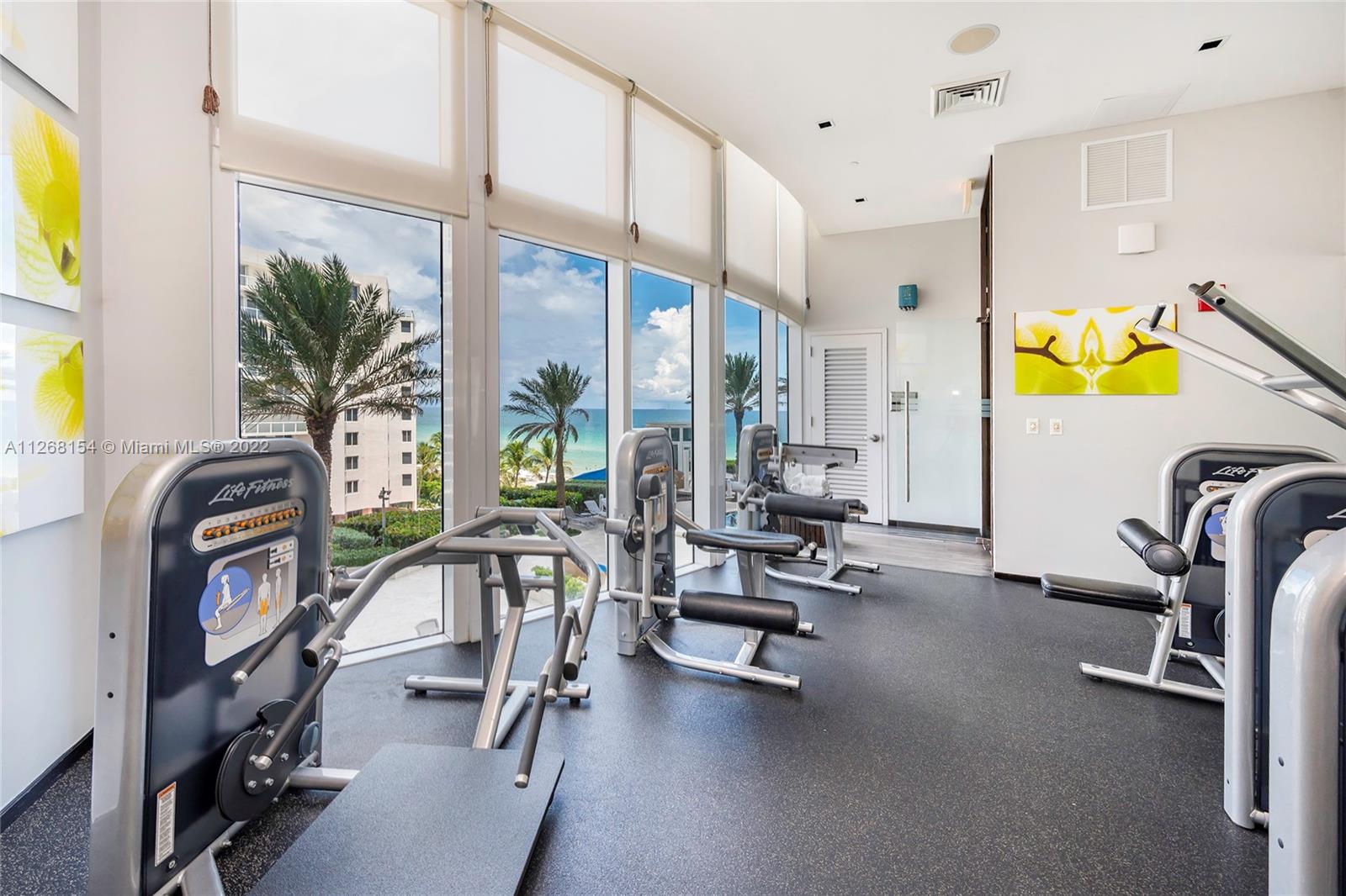 17201 Collins Ave Unit: 506