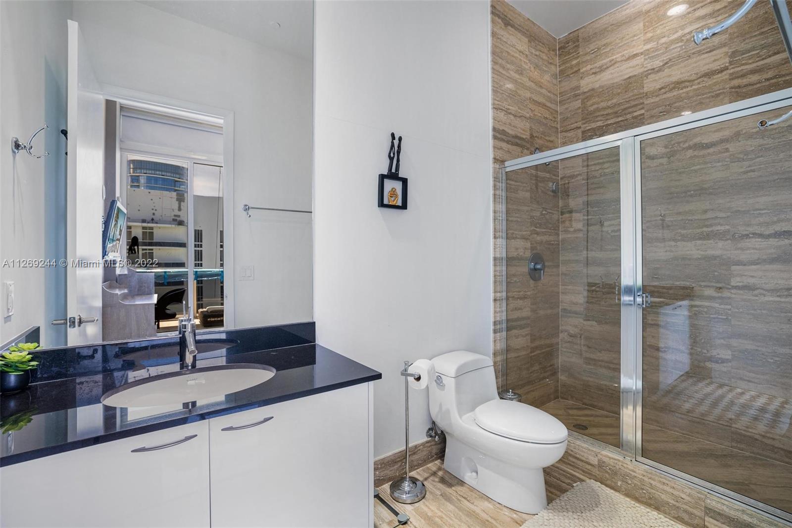 16001 Collins Ave Unit: LPH4202