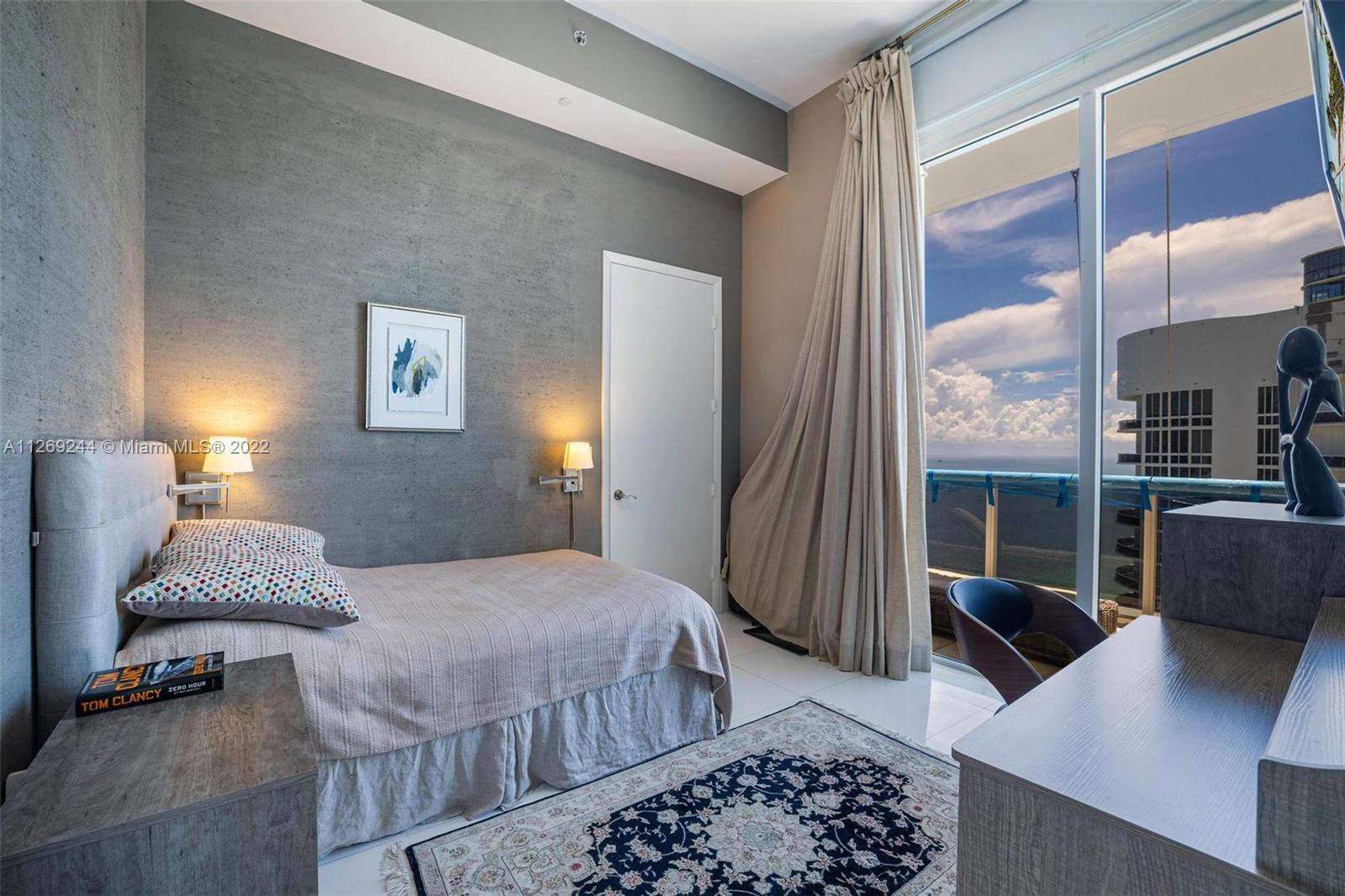 16001 Collins Ave Unit: LPH4202