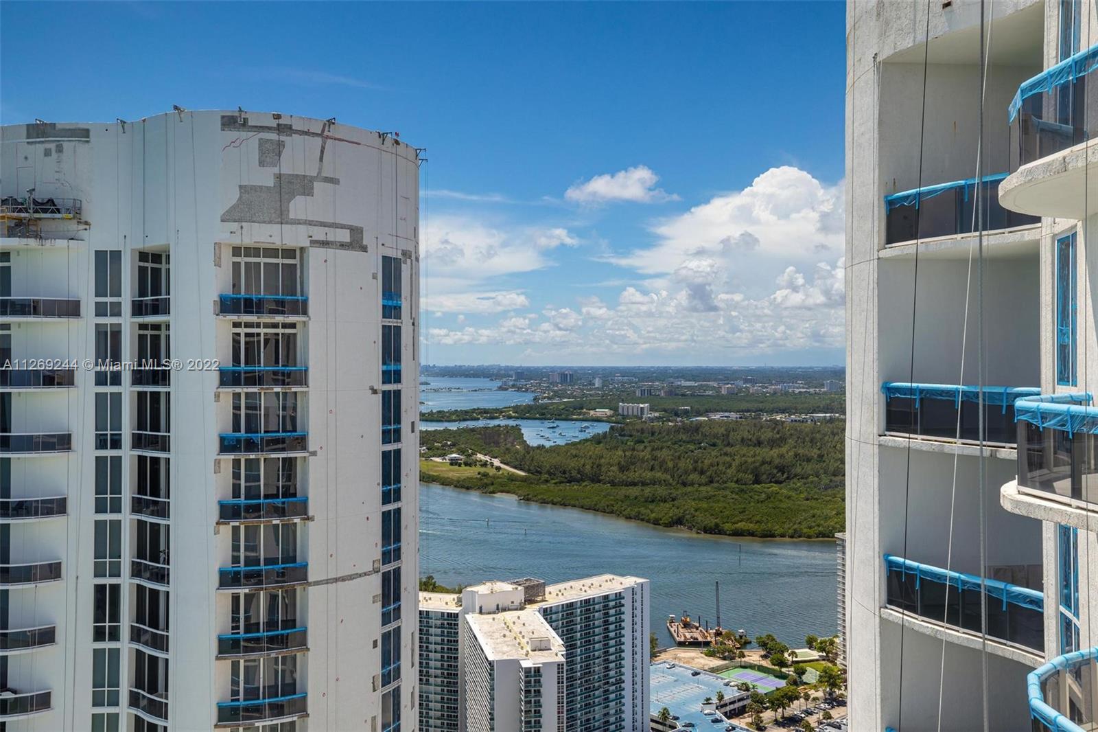16001 Collins Ave Unit: LPH4202