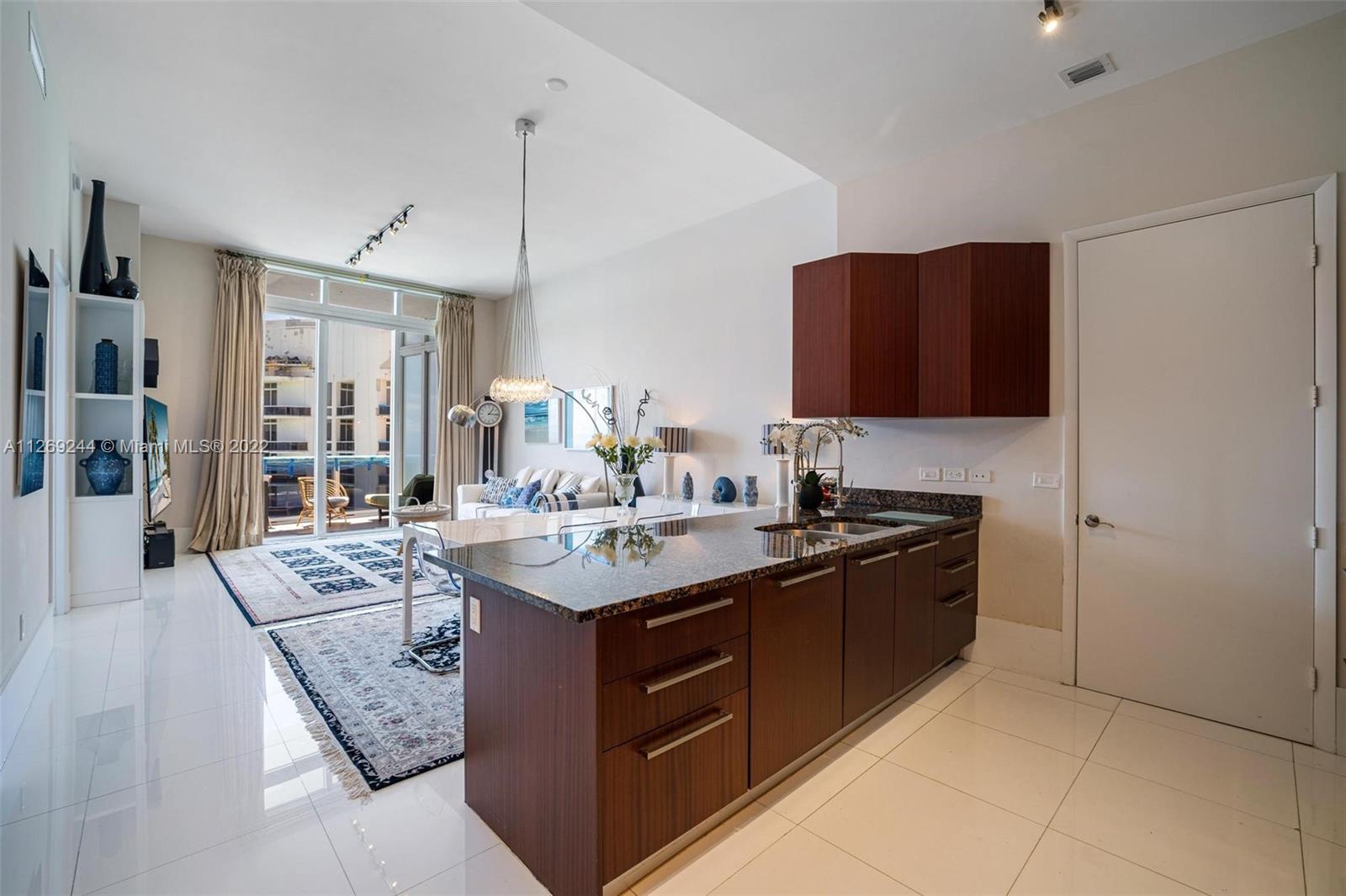 16001 Collins Ave Unit: LPH4202