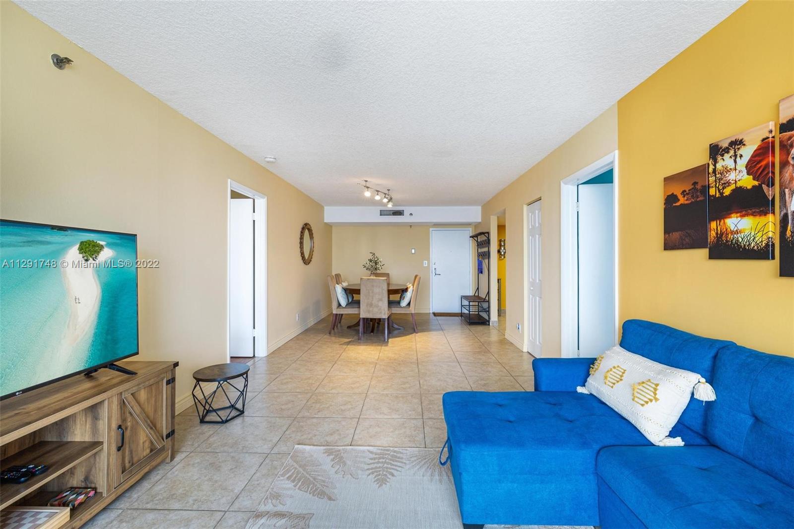 3300 NE 192 Unit: PH16