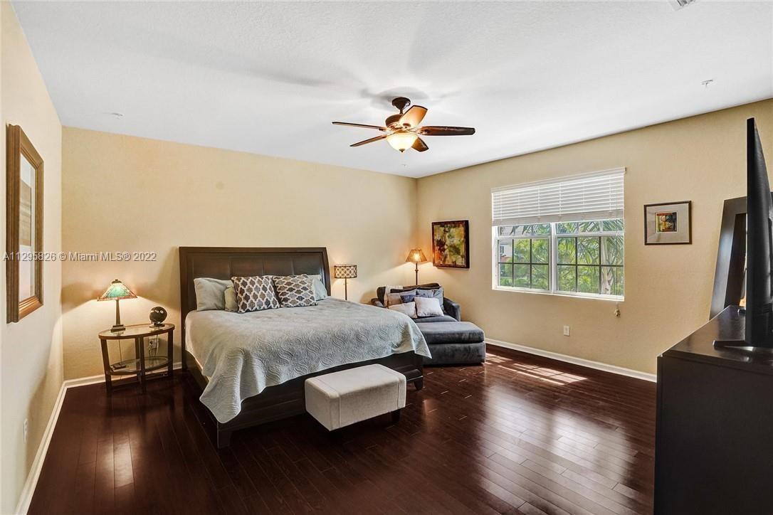256 SW 6th Ct Unit: 256