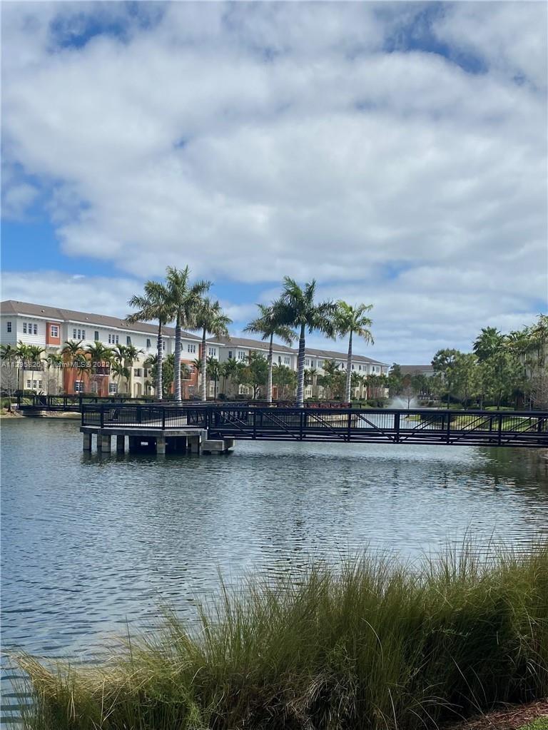 256 SW 6th Ct Unit: 256