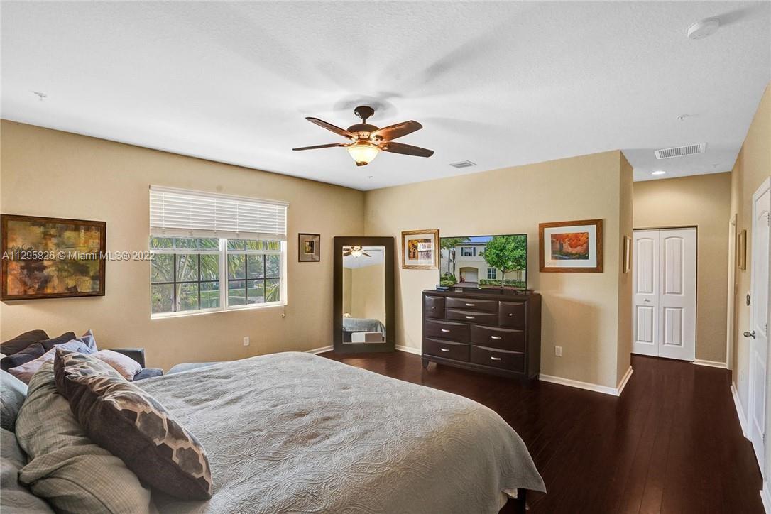 256 SW 6th Ct Unit: 256