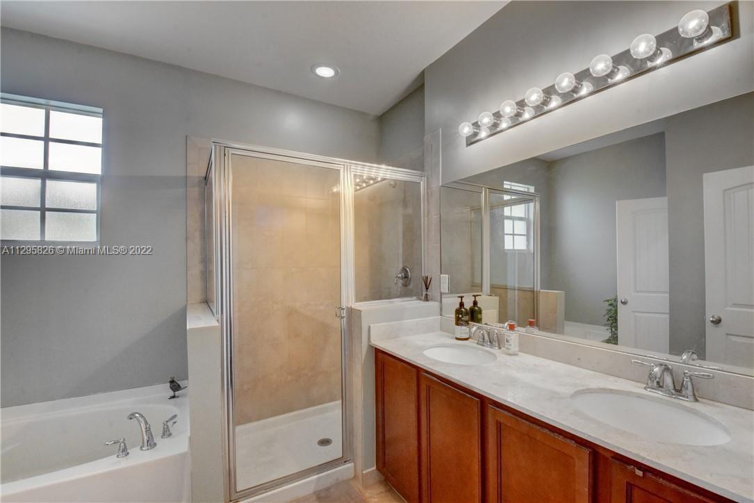 256 SW 6th Ct Unit: 256