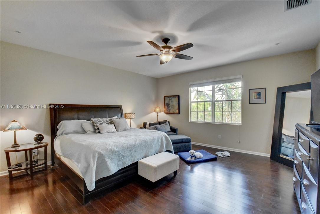 256 SW 6th Ct Unit: 256
