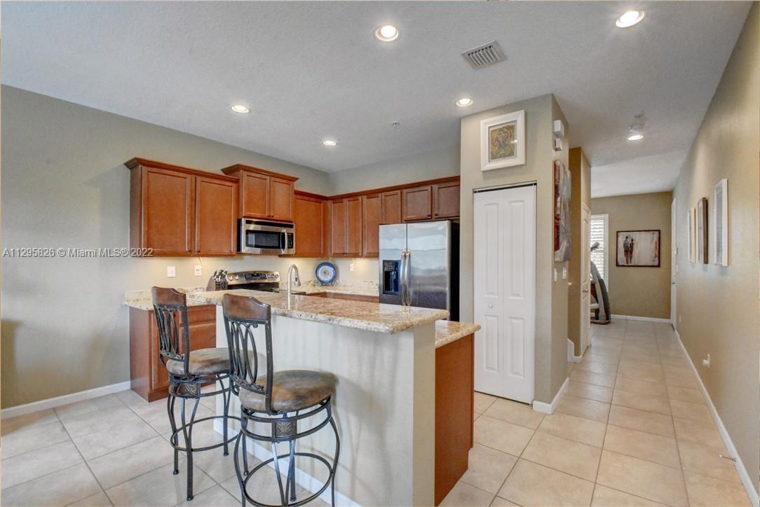 256 SW 6th Ct Unit: 256