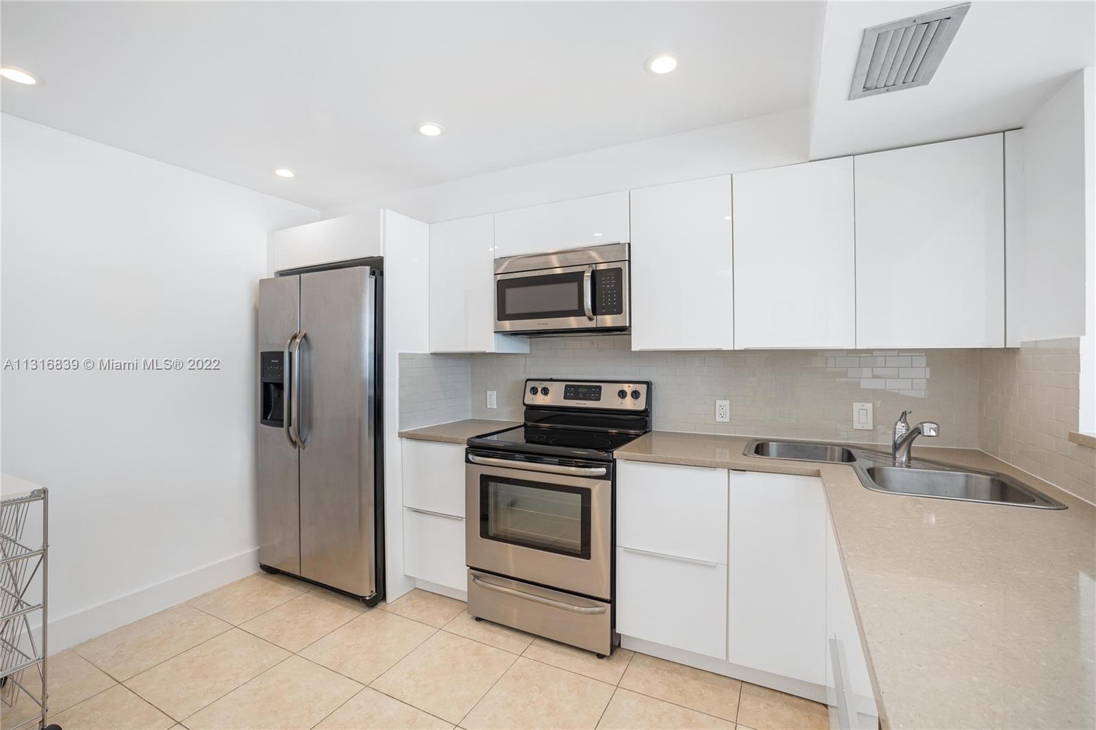3625 N Country Club Dr Unit: 0000
