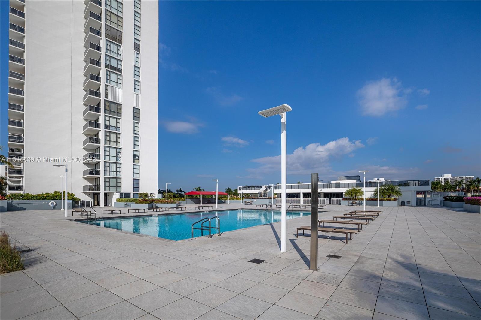 3625 N Country Club Dr Unit: 0000