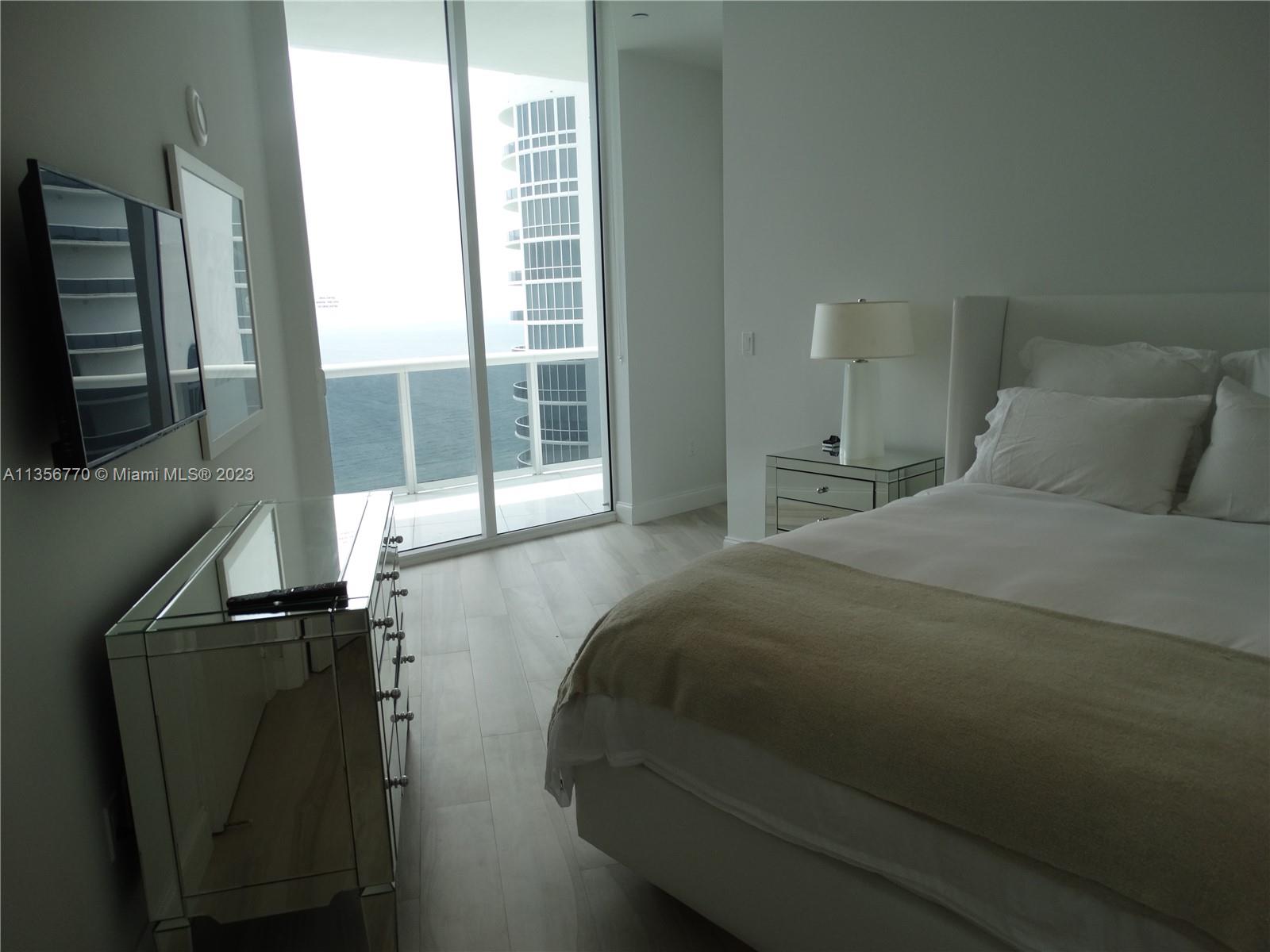 15901 Collins Ave Unit: 3907