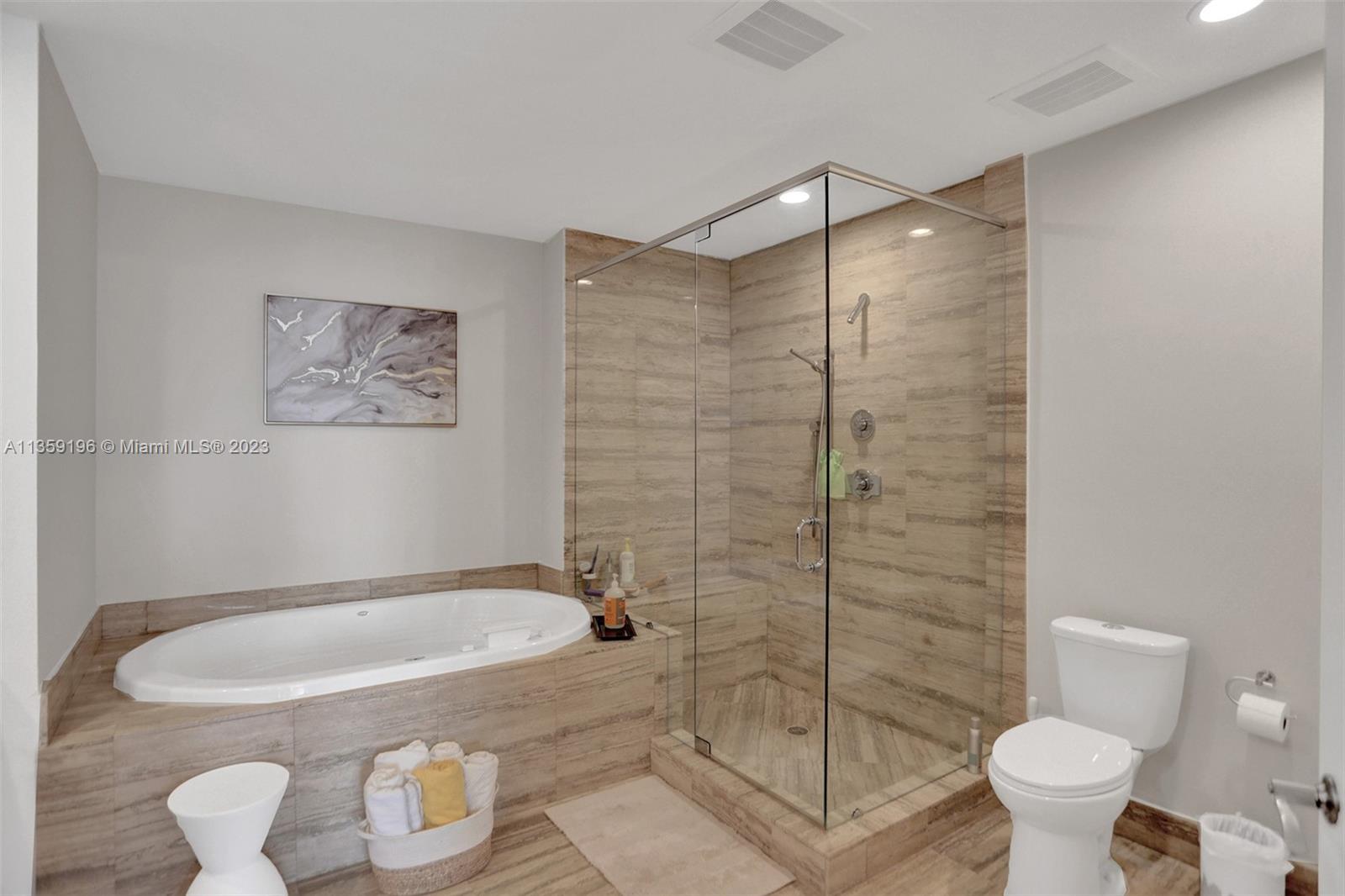 16001 Collins Ave (Available SEPT 1st) Unit: 3002