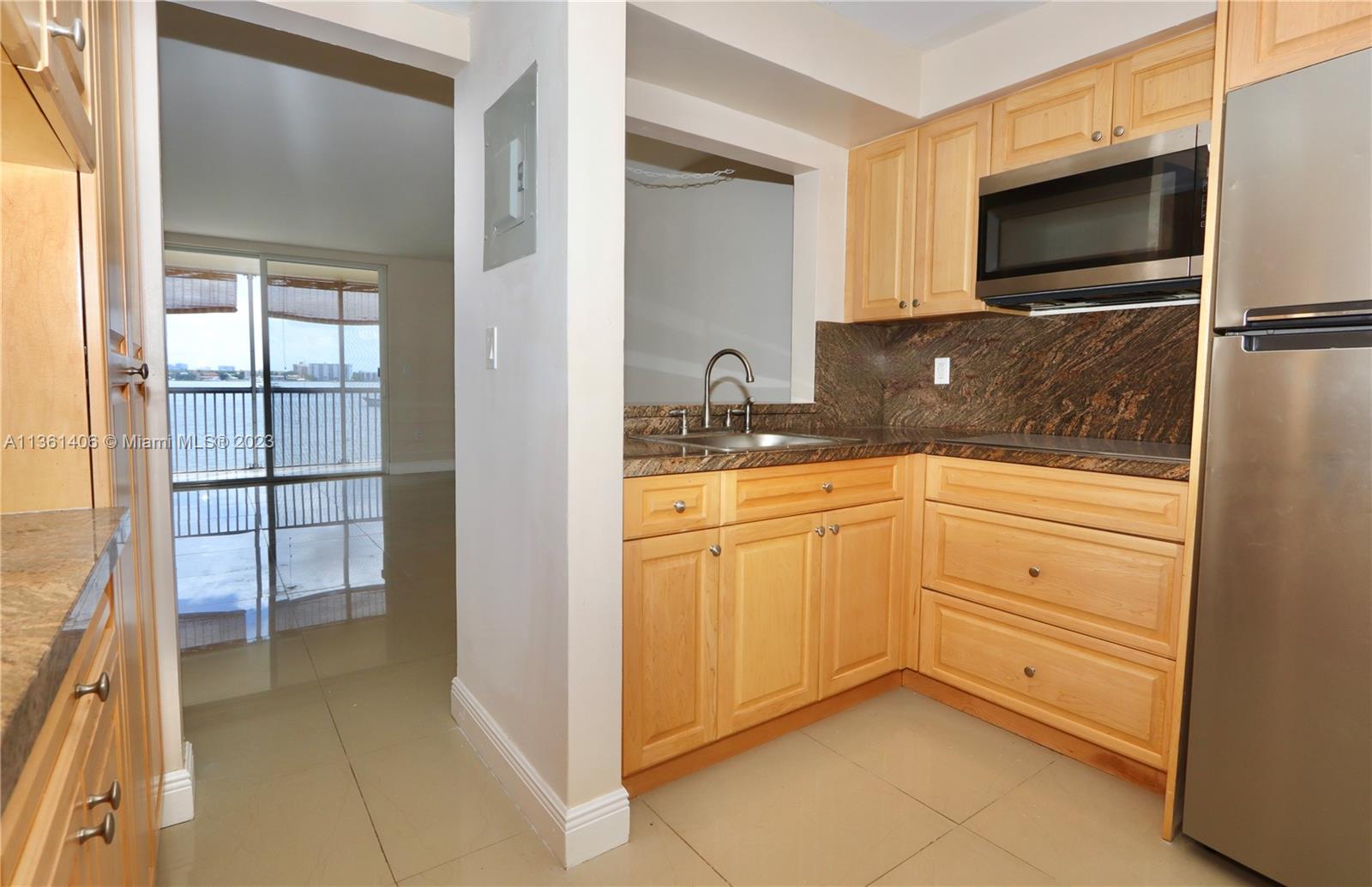 2910 Point East Dr Unit: M204