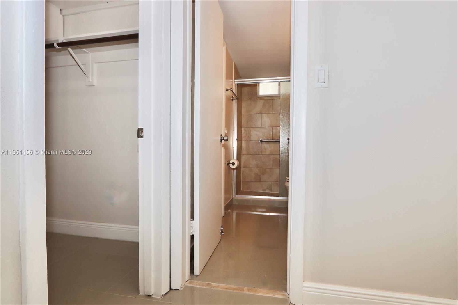 2910 Point East Dr Unit: M204