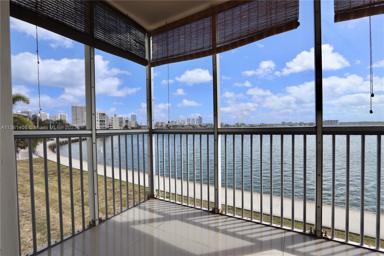 2910 Point East Dr Unit: M204