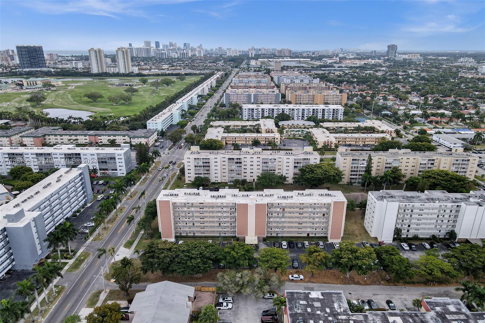 1001 NE 14th Ave Unit: 202