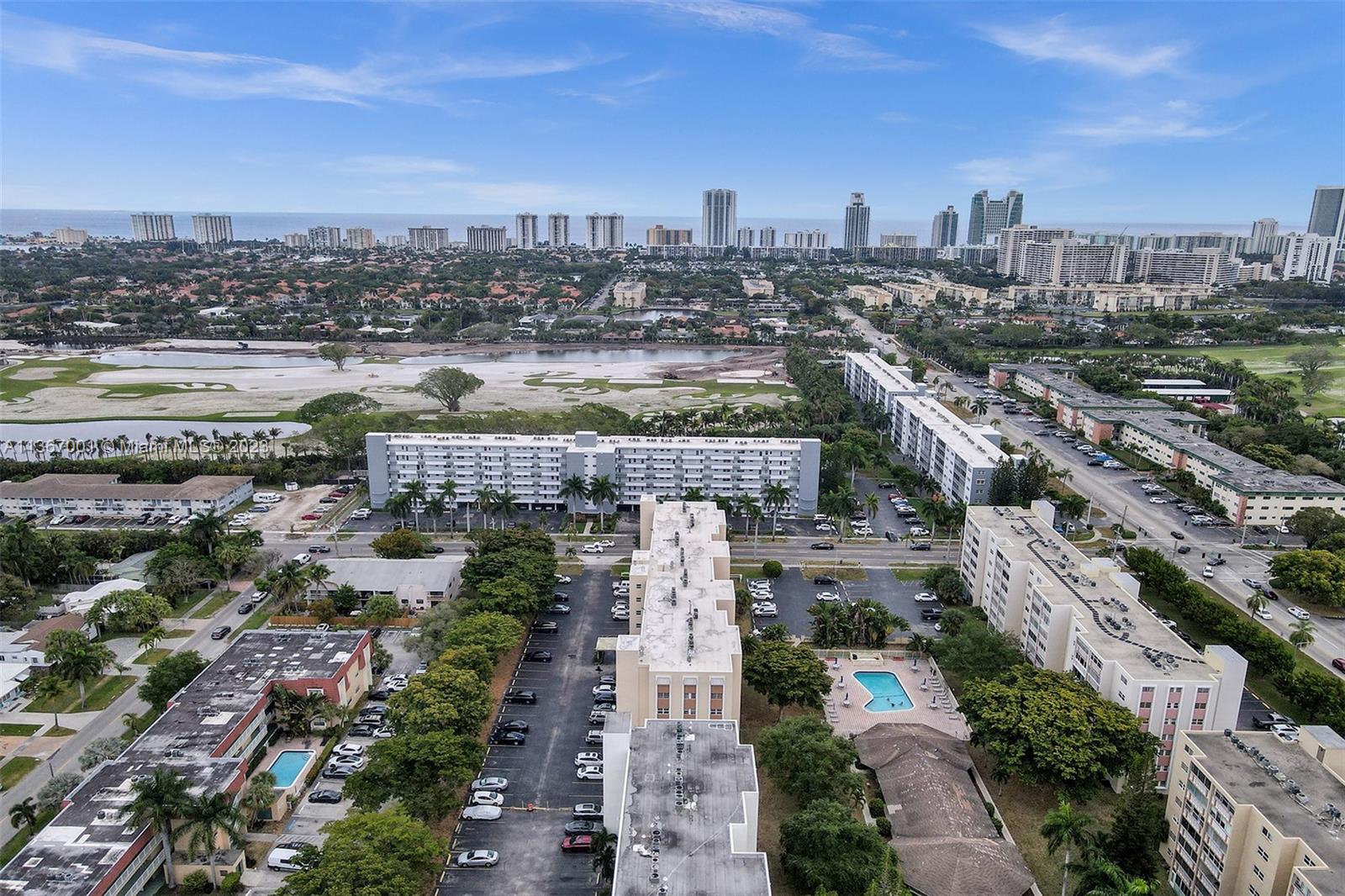 1001 NE 14th Ave Unit: 202