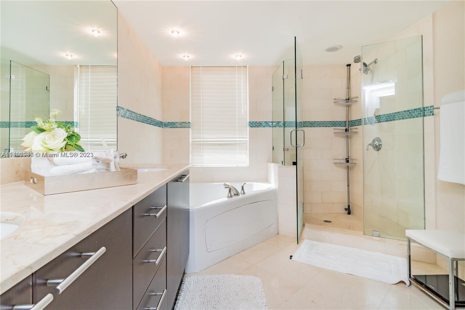 16699 Collins Ave Unit: 2907