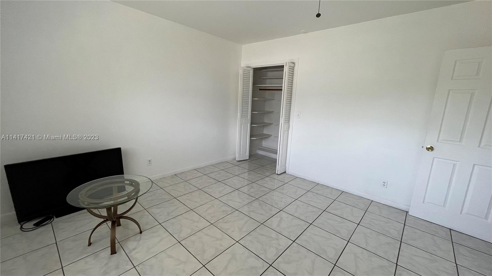 1050 Atlantic Shores Blvd Unit: 205