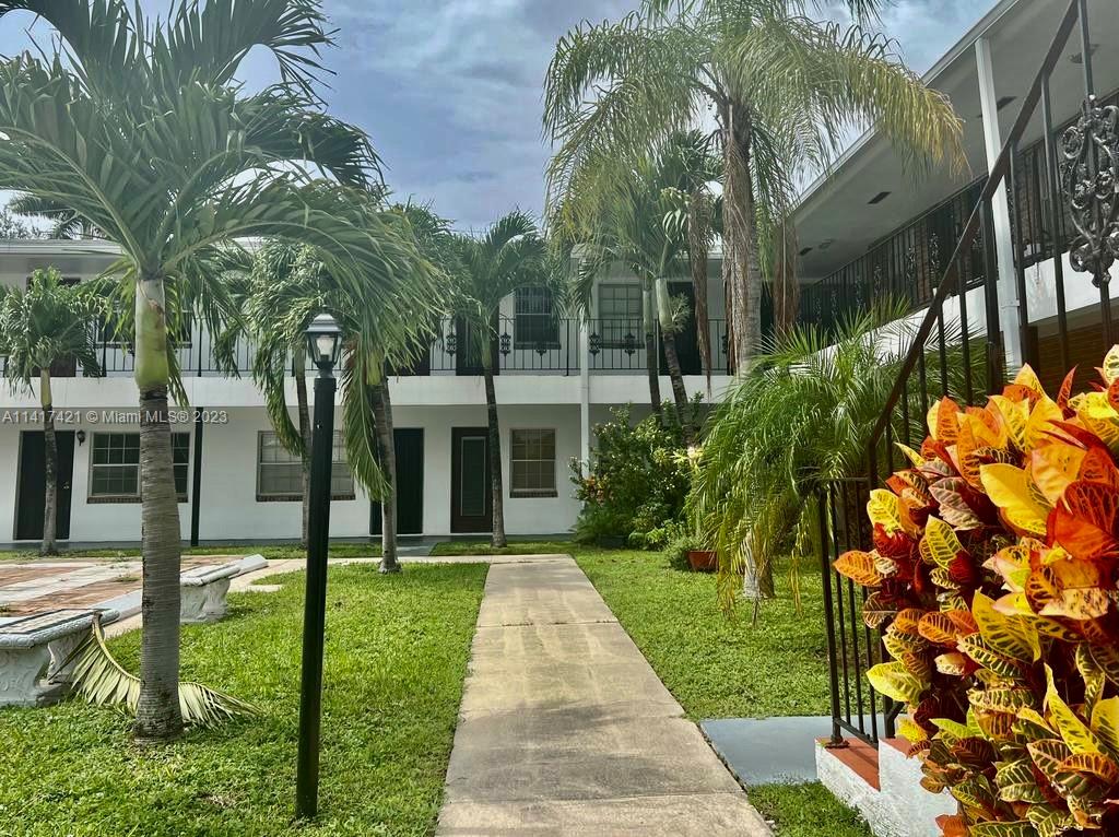 1050 Atlantic Shores Blvd Unit: 205