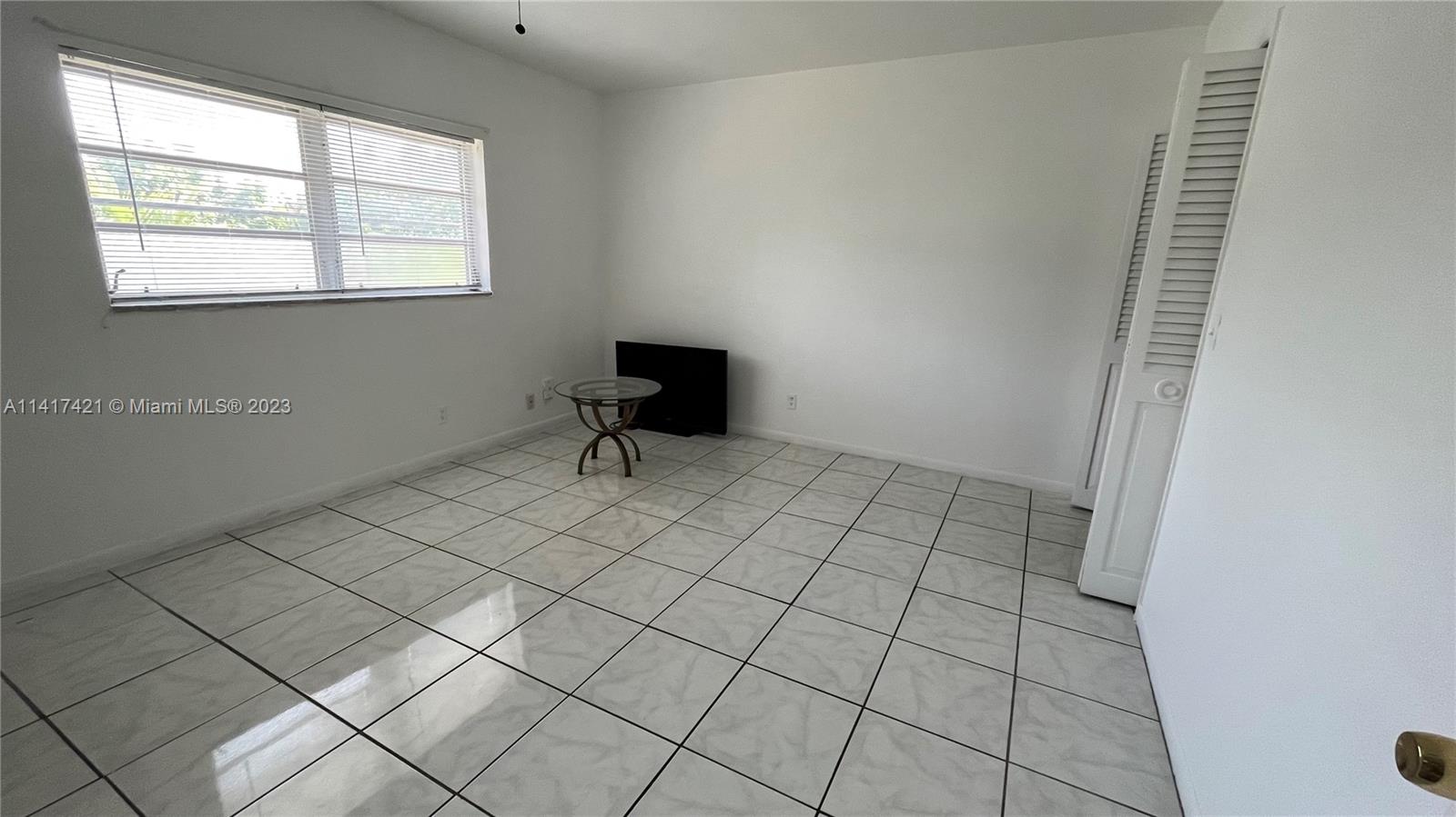 1050 Atlantic Shores Blvd Unit: 205