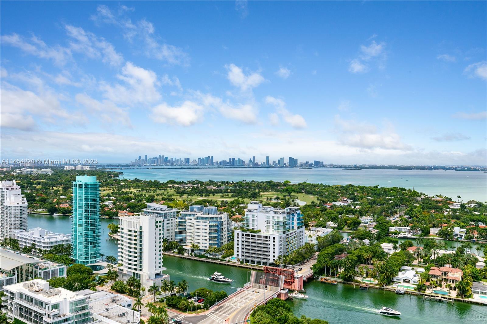 6365 Collins Ave Unit: 3208