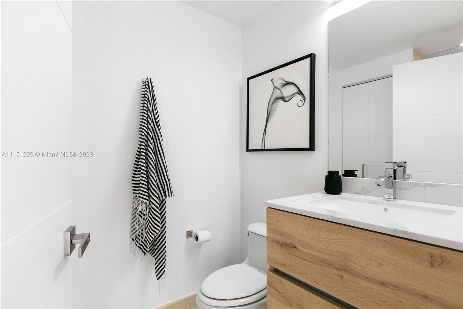 6365 Collins Ave Unit: 3208