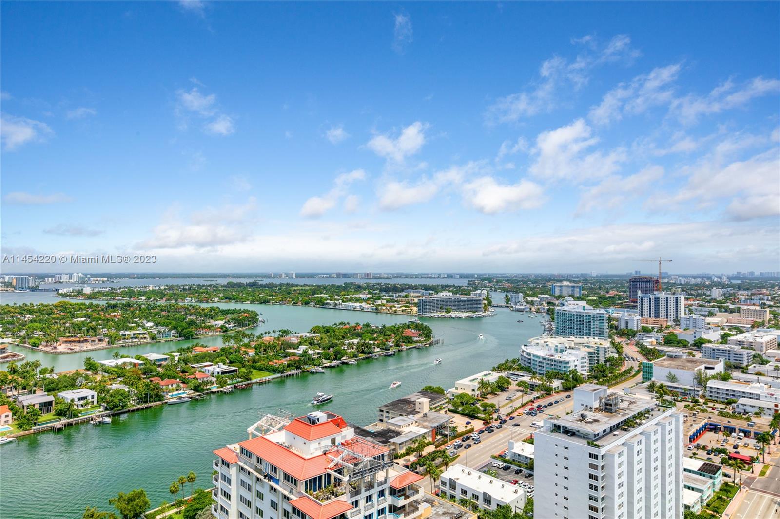 6365 Collins Ave Unit: 3208