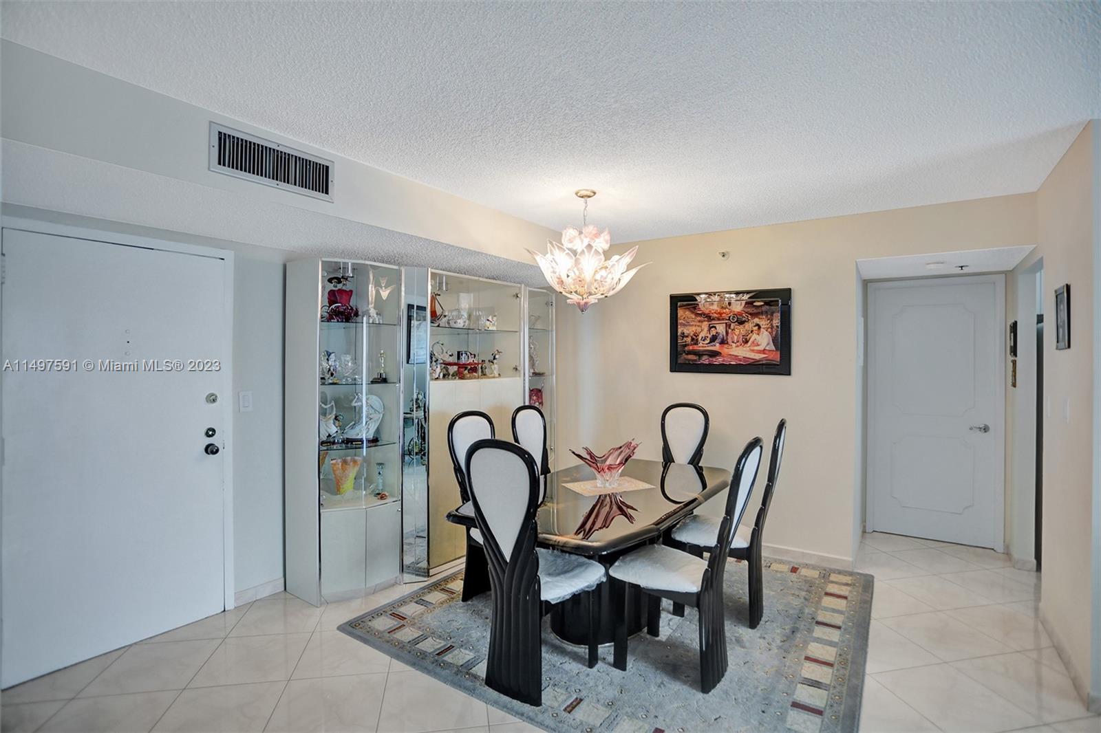 210 174th St Unit: 2302