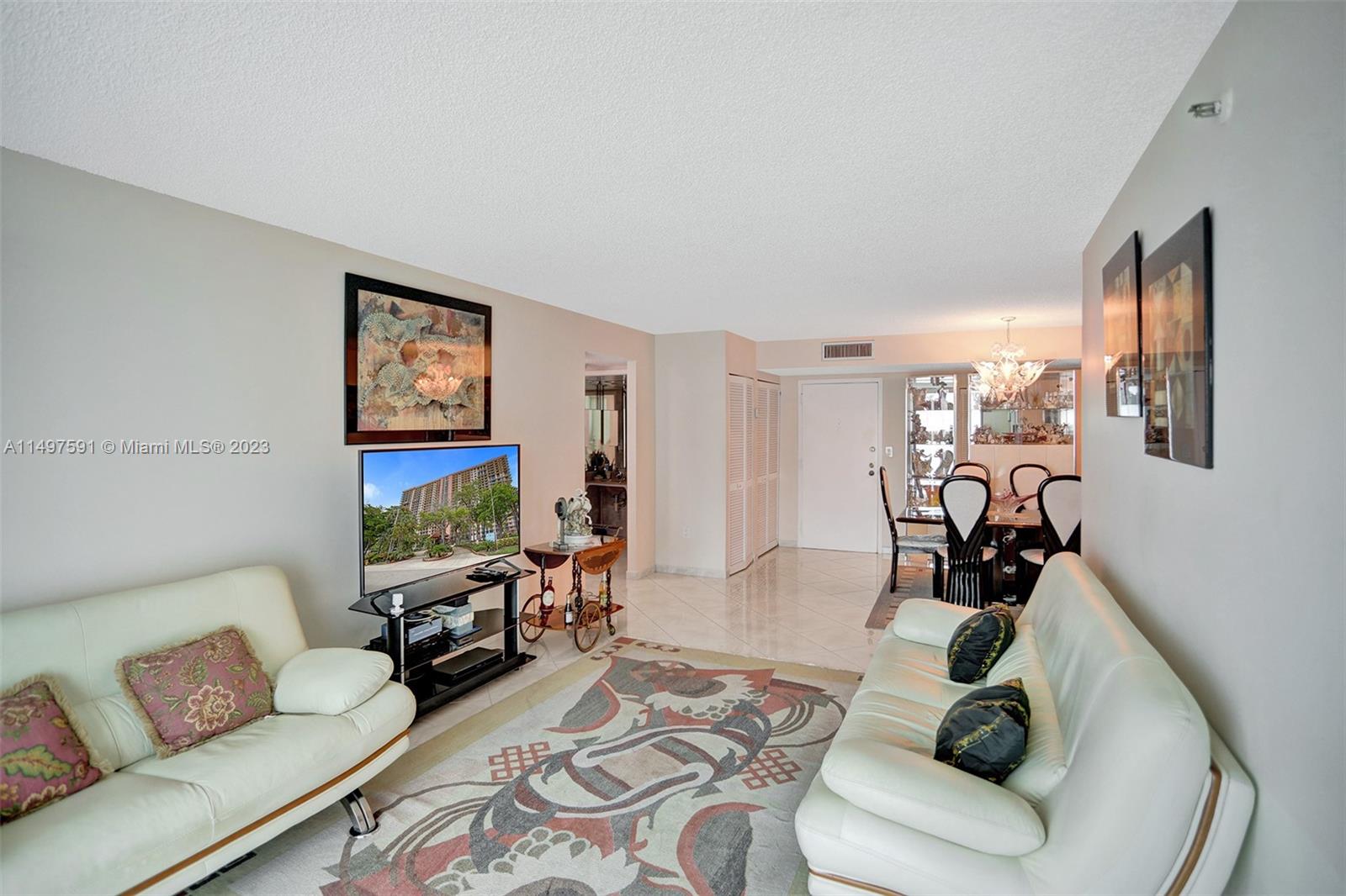 210 174th St Unit: 2302