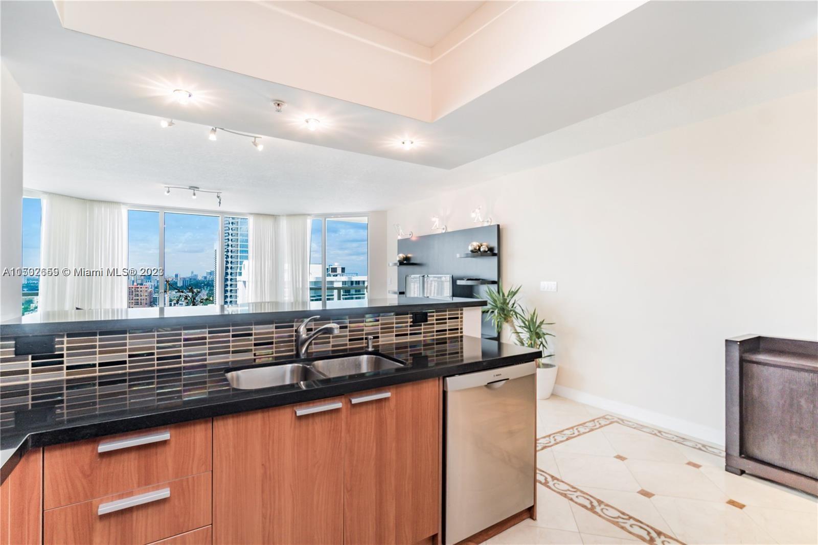 16699 Collins Ave Unit: 2907